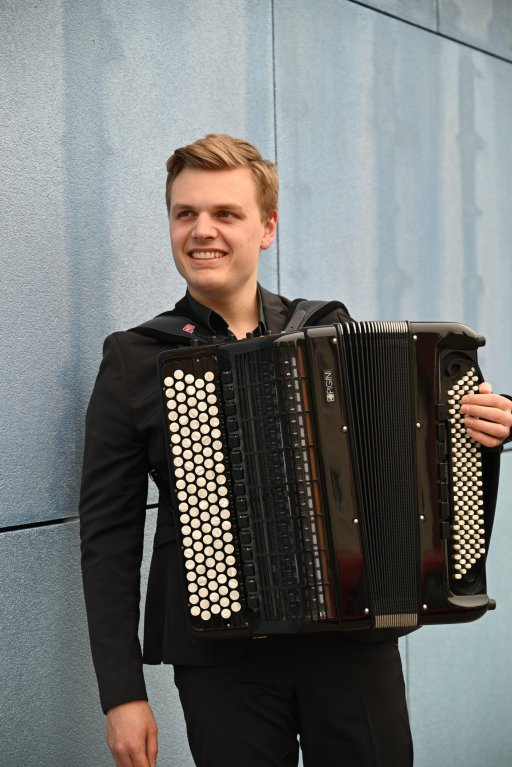 Nepomuk-Golding-Akkordeon.jpg
