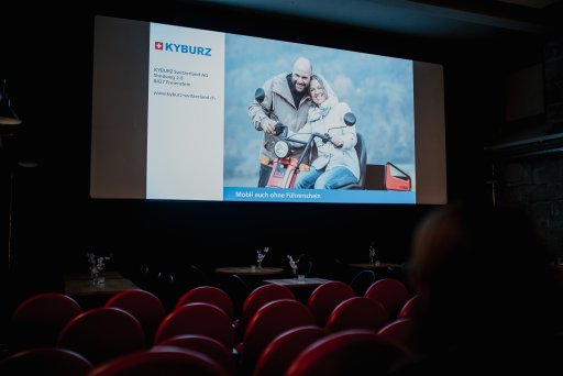 NeuesKino2019_BekafotografiertEmotionen66.jpg